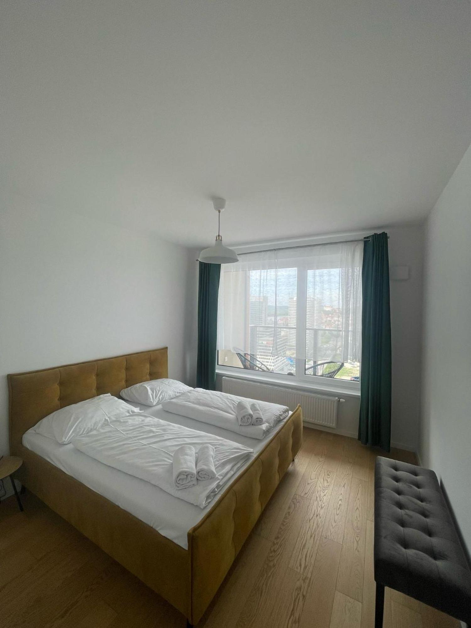 New Downtown Apartment Couple Minute From The Old Town Pressburg Exterior foto